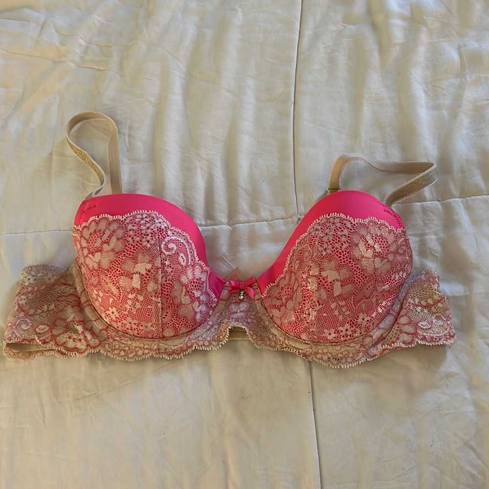 Victoria’s Secret bra